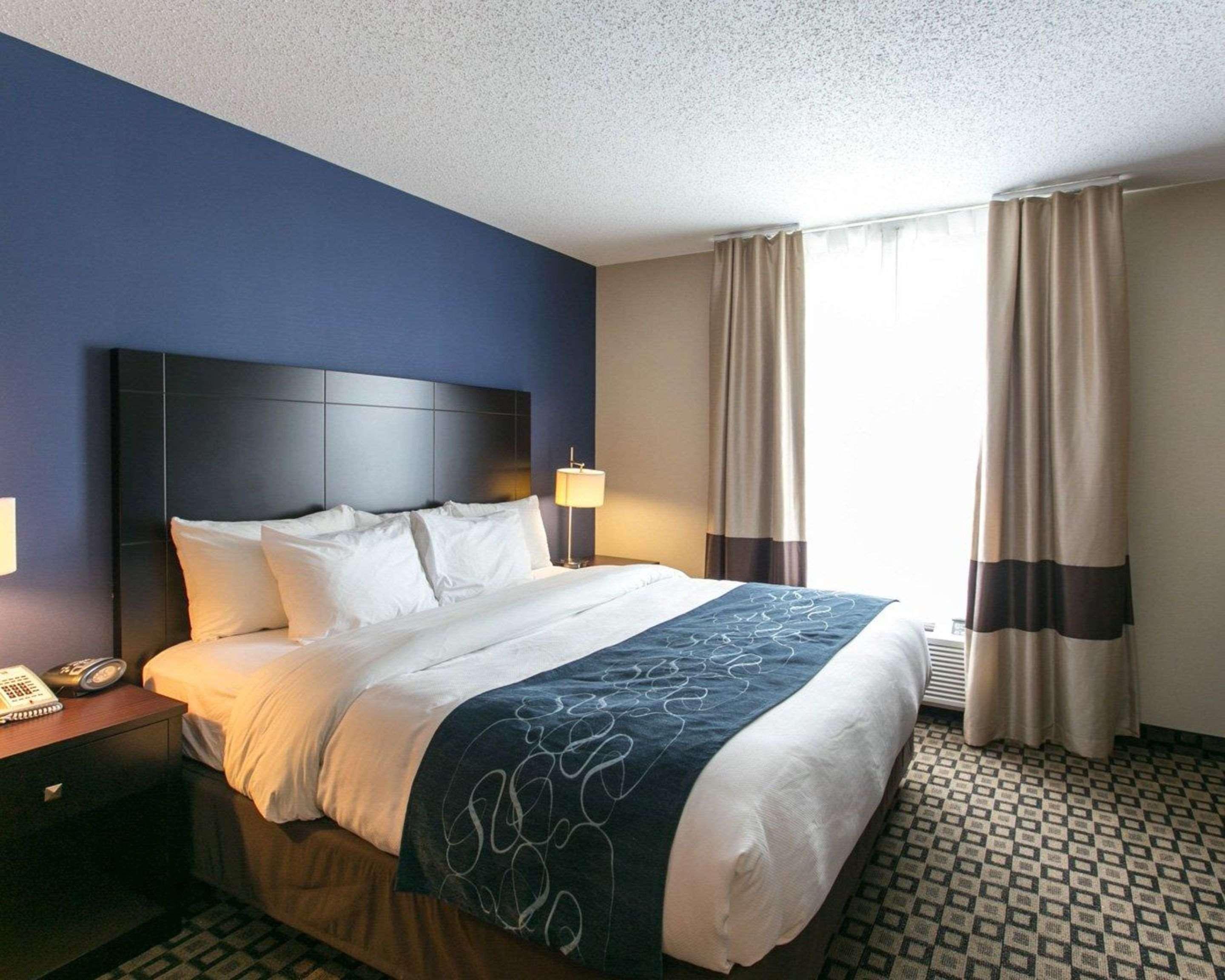 Comfort Suites Benton Harbor - St Joseph Екстер'єр фото
