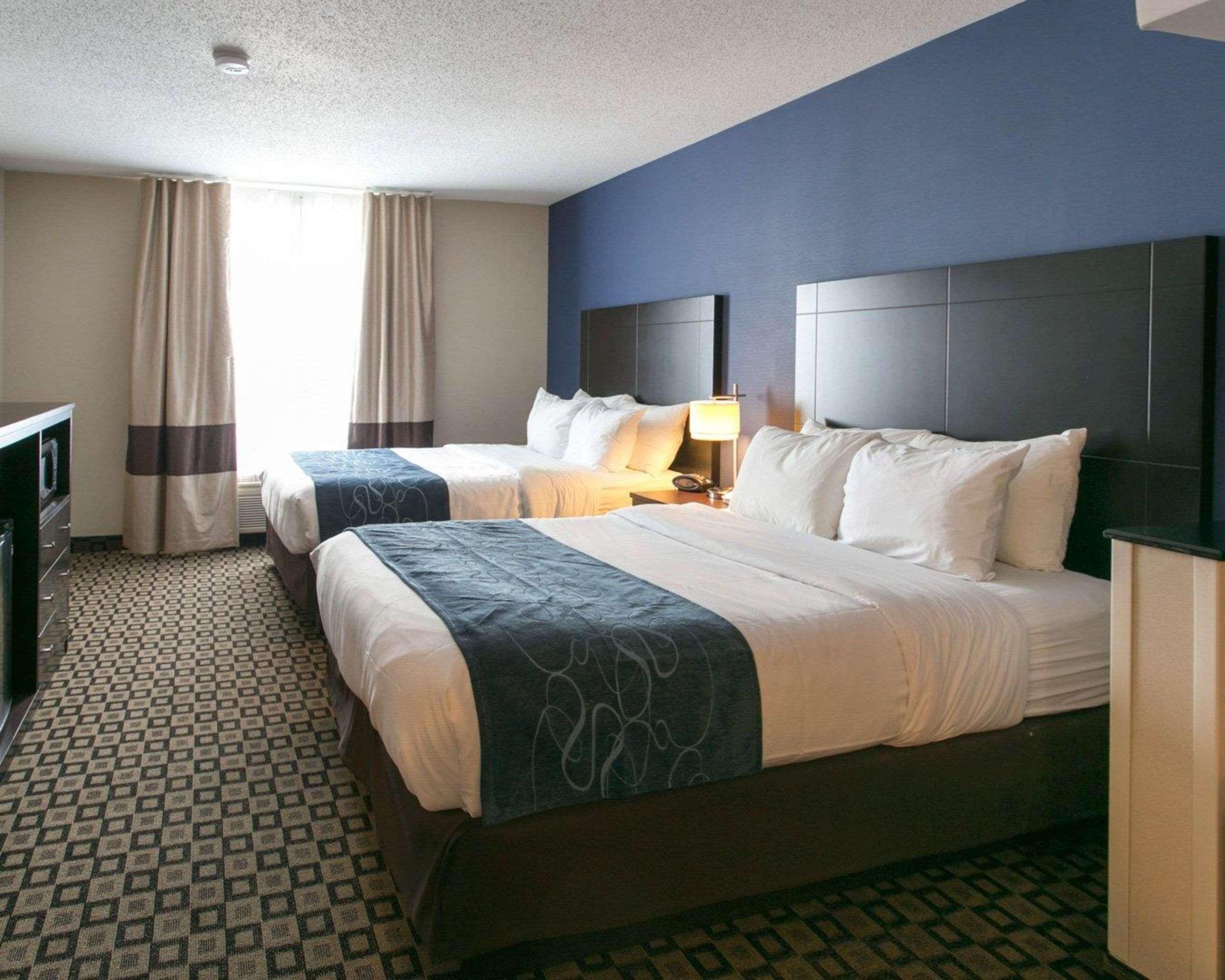 Comfort Suites Benton Harbor - St Joseph Екстер'єр фото