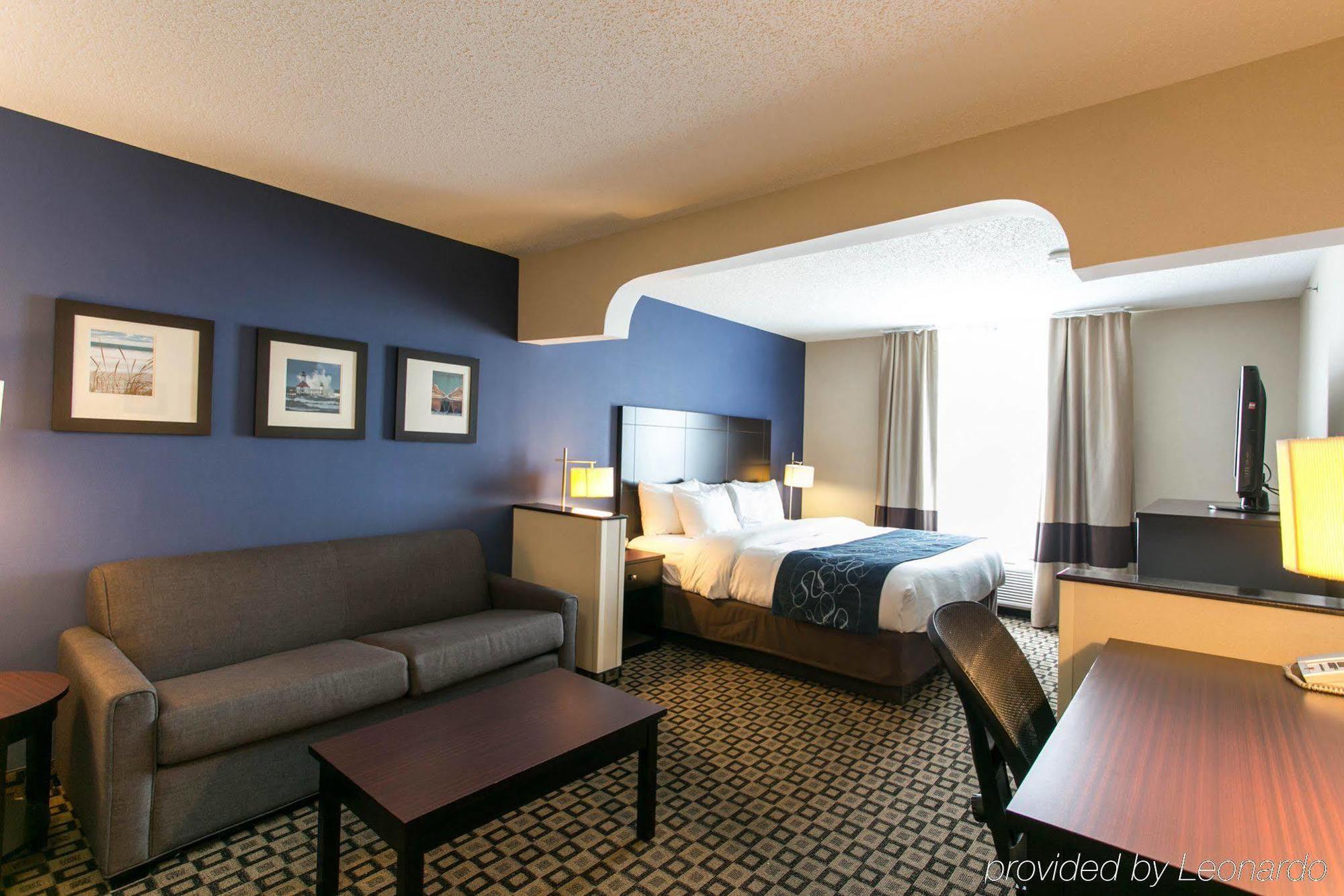 Comfort Suites Benton Harbor - St Joseph Екстер'єр фото